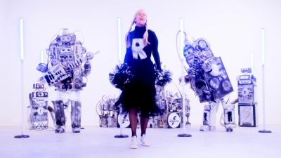 I_Love_My_Robot_-_00802.jpg