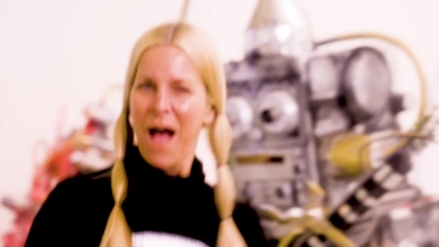 I_Love_My_Robot_-_00987.jpg