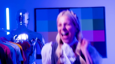I_Love_My_Robot_-_01020.jpg