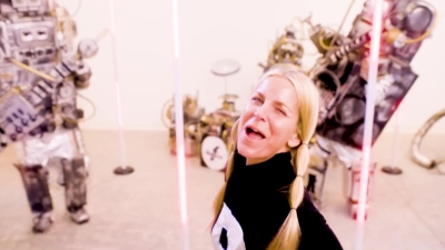 I_Love_My_Robot_-_01050.jpg