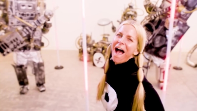 I_Love_My_Robot_-_01055.jpg