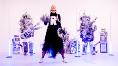 I_Love_My_Robot_-_01278.jpg