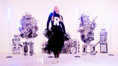 I_Love_My_Robot_-_01391.jpg