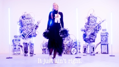 I_Love_My_Robot_-_01407.jpg