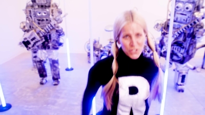 I_Love_My_Robot_-_01431.jpg