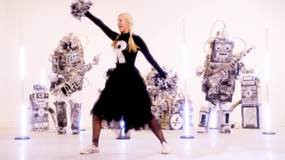 I_Love_My_Robot_-_01632.jpg