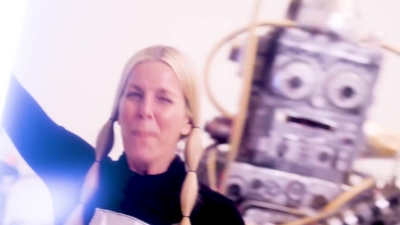 I_Love_My_Robot_-_02033.jpg