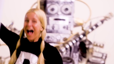 I_Love_My_Robot_-_02037.jpg