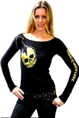 Click to view full size image
==============
Sheri_Moon_Zombie_-_Total_Skull_28229.jpg Sheri_Moon_Zombie_-_Total_Skull_28229.jpg